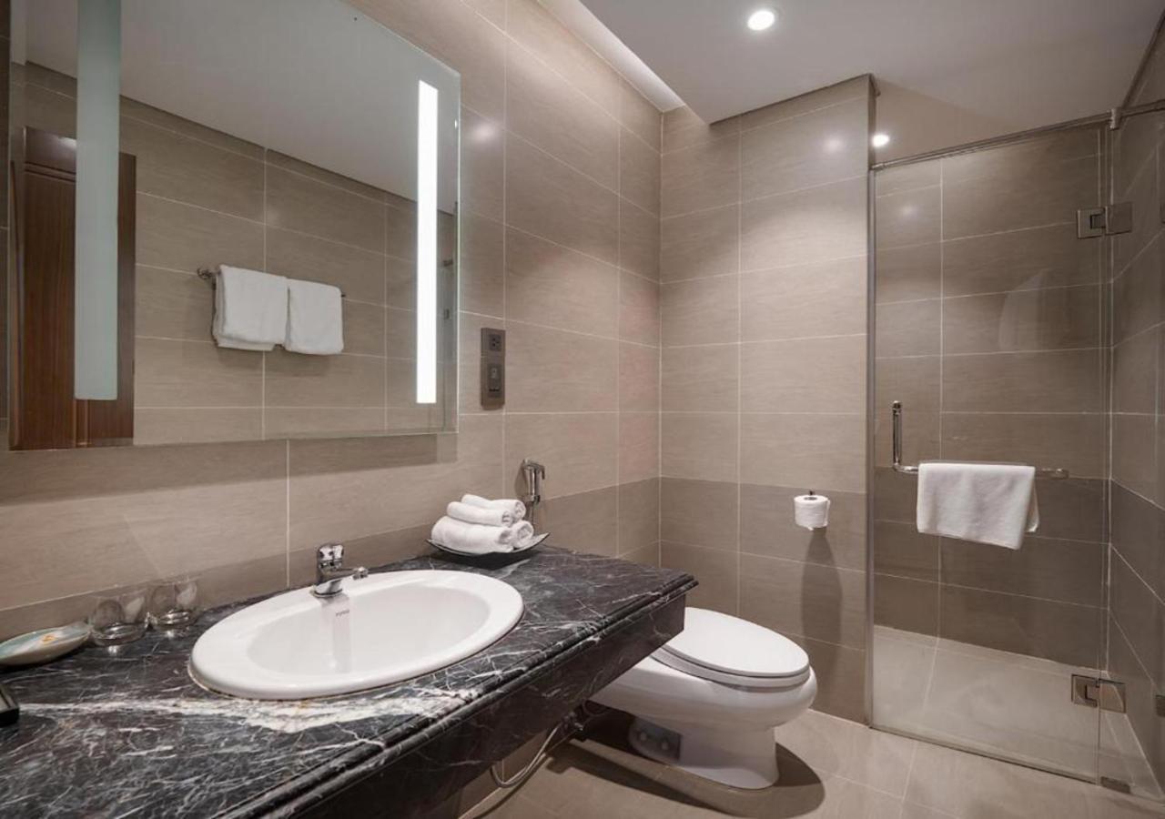 Sunrise Luxury Apartment With Ocean View Da Nang Exterior foto