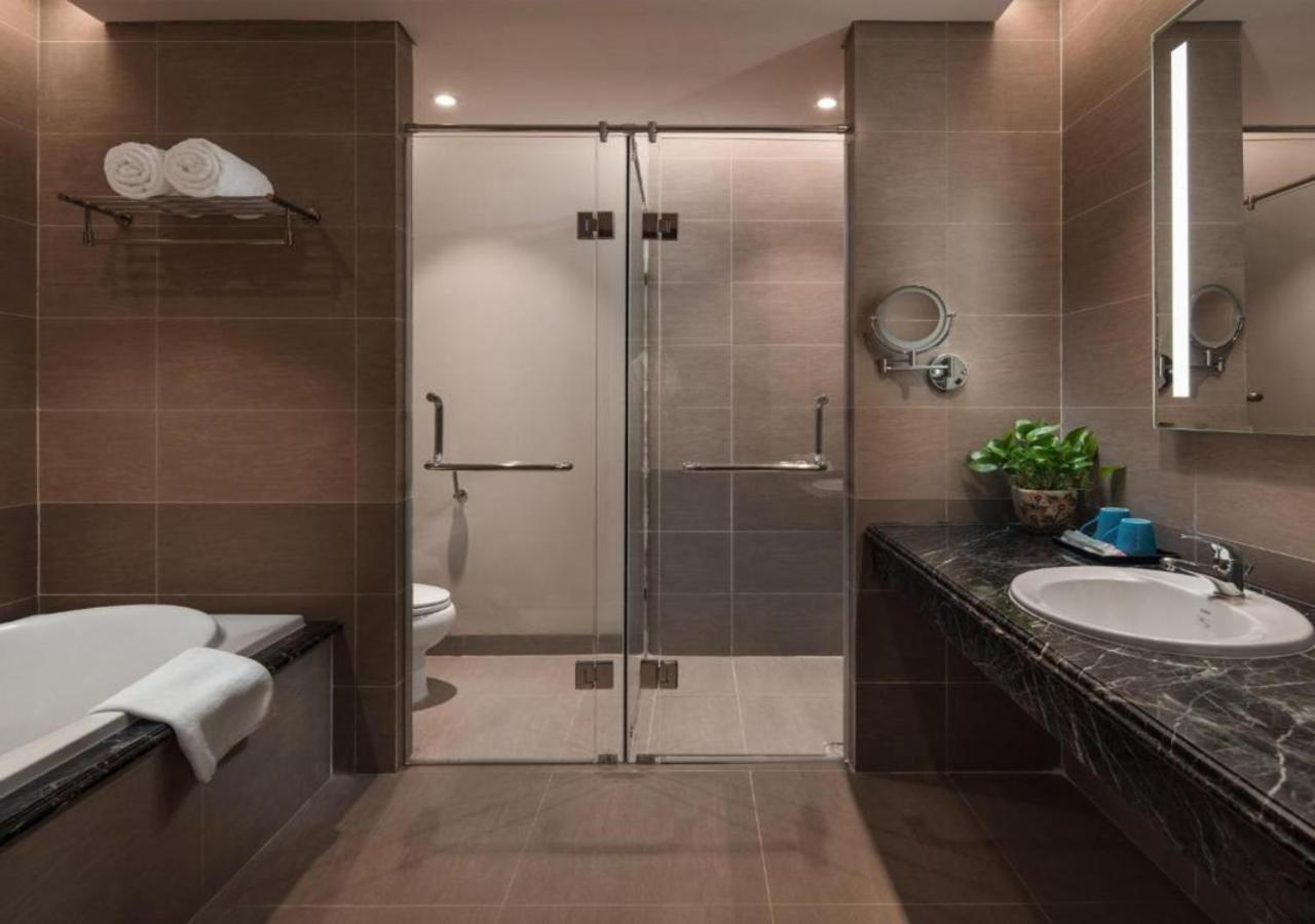 Sunrise Luxury Apartment With Ocean View Da Nang Exterior foto